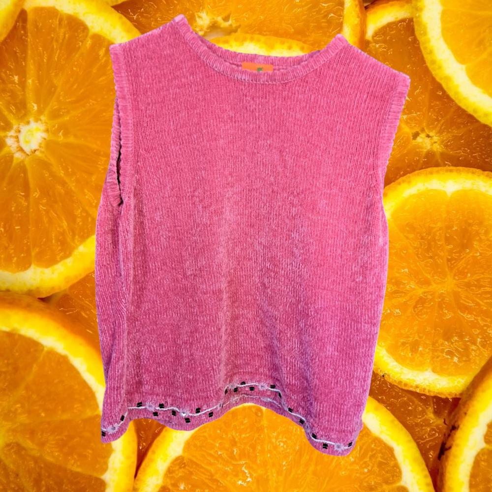 Hearts Of Palm Pink Sweater Vest with Floral Stitching at the Bottom Size Medium